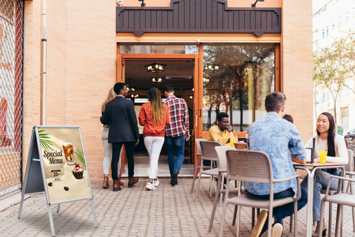 summer-is-here-attract-your-customers-with-outdoor-advertising